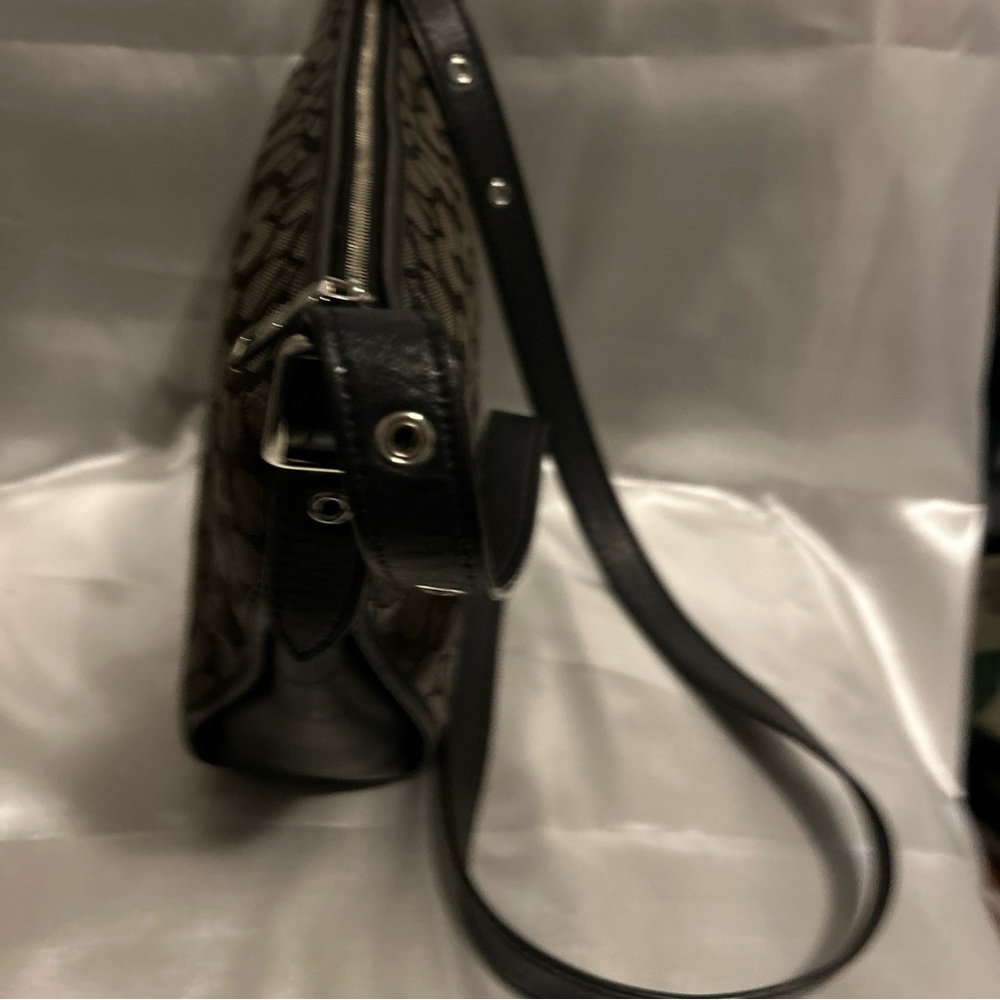 Shoulder bag - Picture 12 of 12